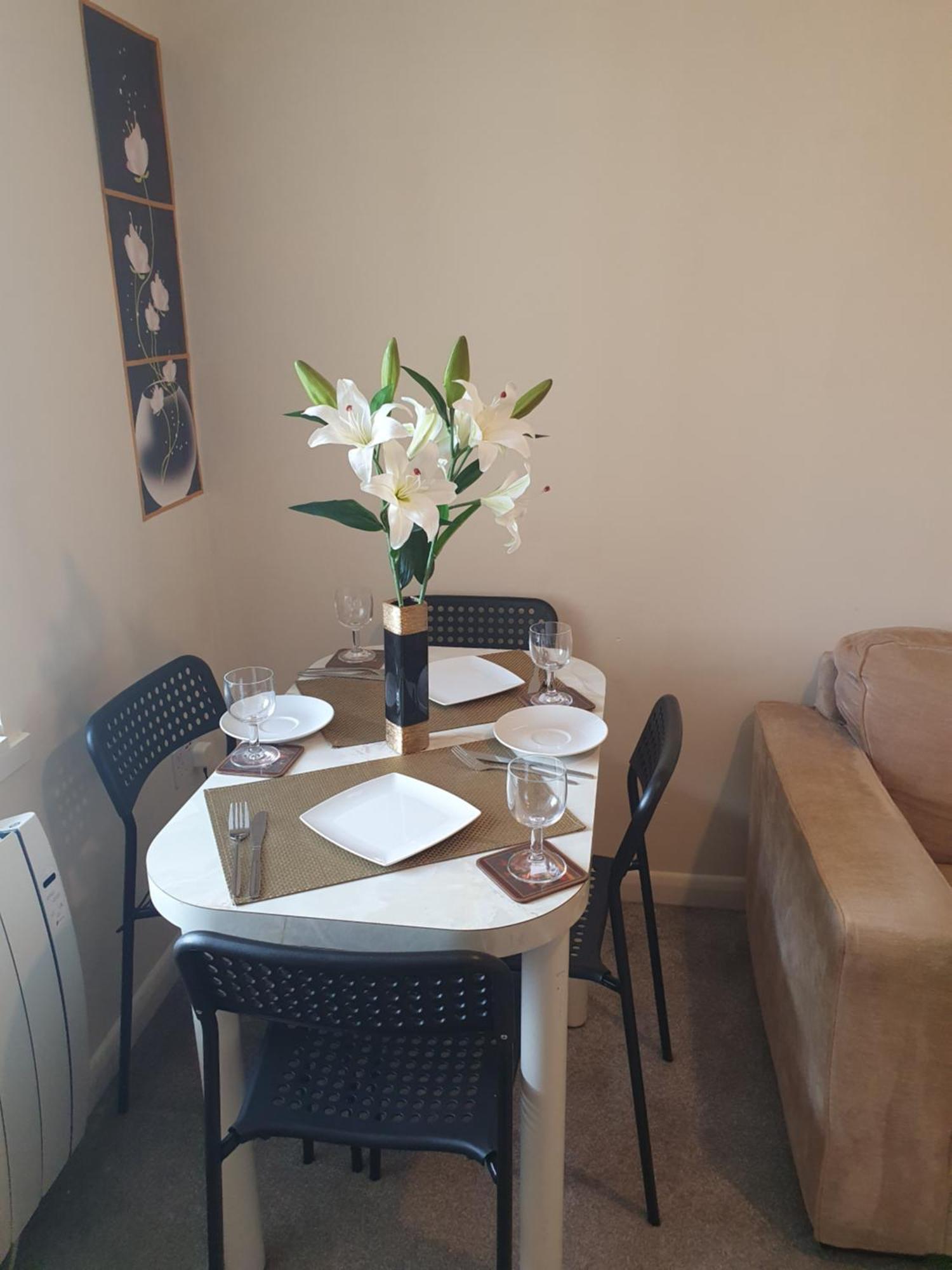 Lovely 1Bedrood Apartment Guildford Extérieur photo