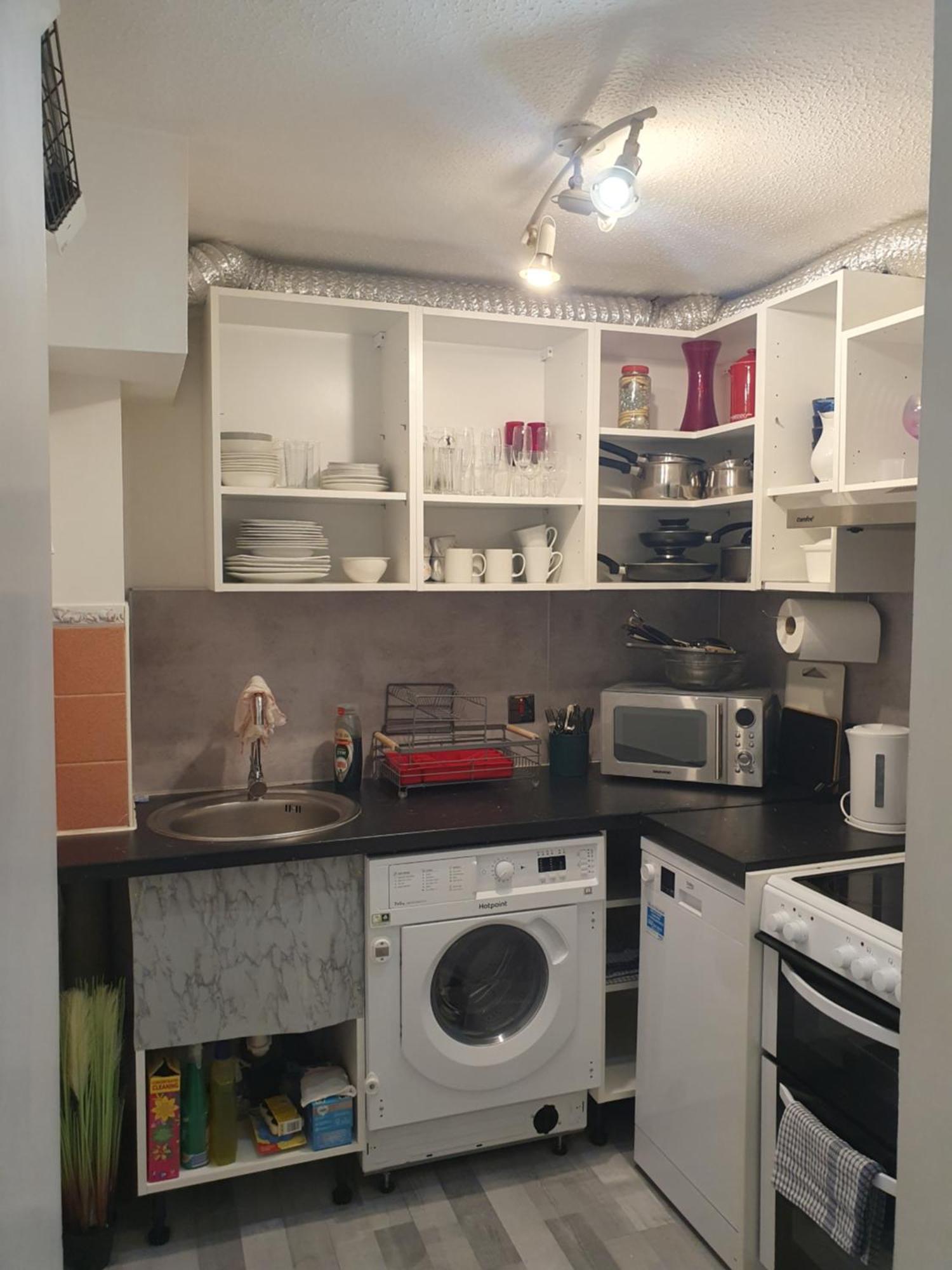 Lovely 1Bedrood Apartment Guildford Extérieur photo