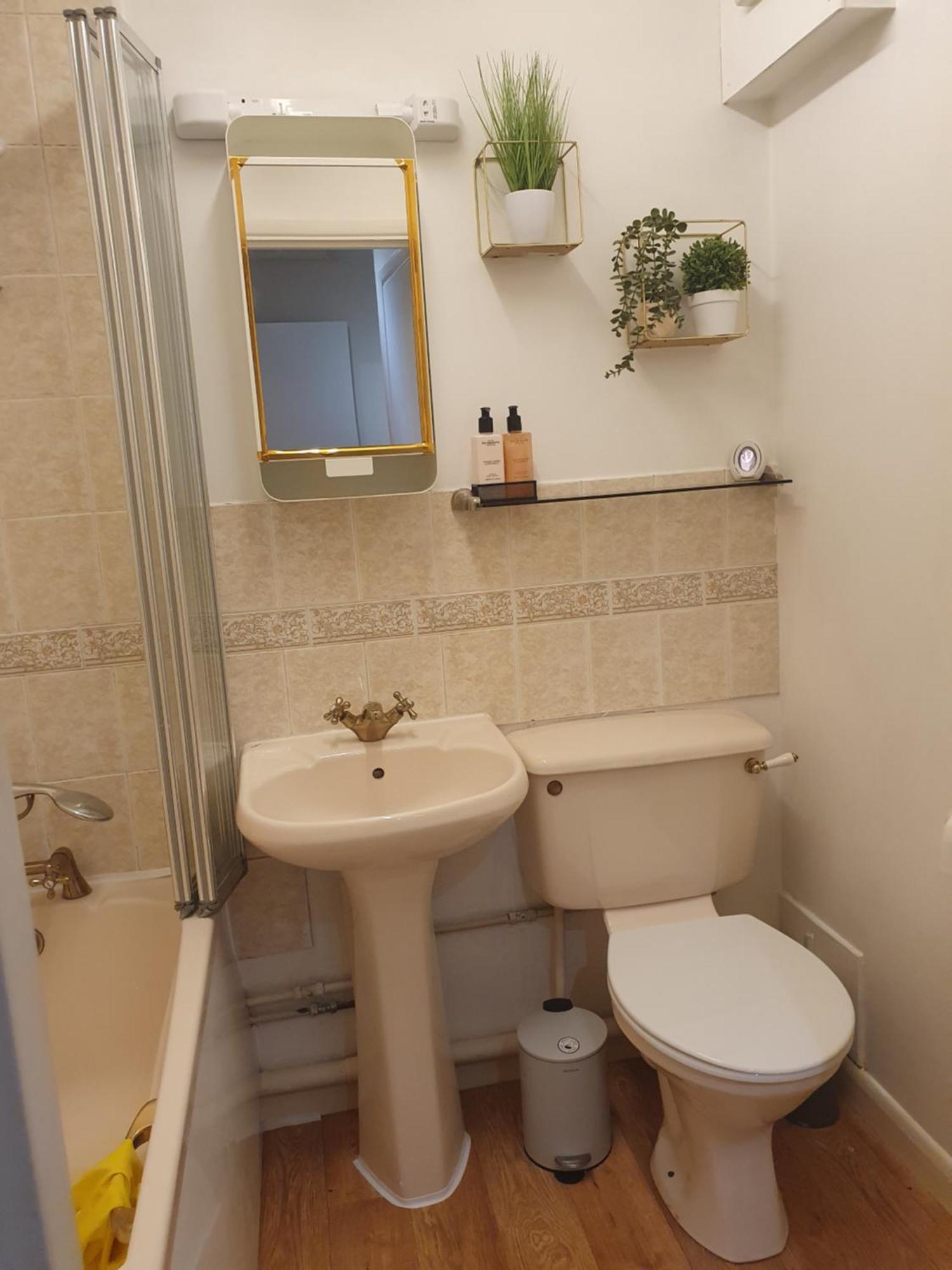 Lovely 1Bedrood Apartment Guildford Extérieur photo
