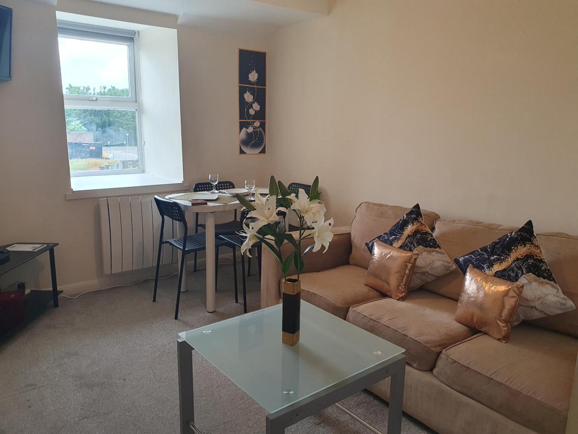 Lovely 1Bedrood Apartment Guildford Extérieur photo