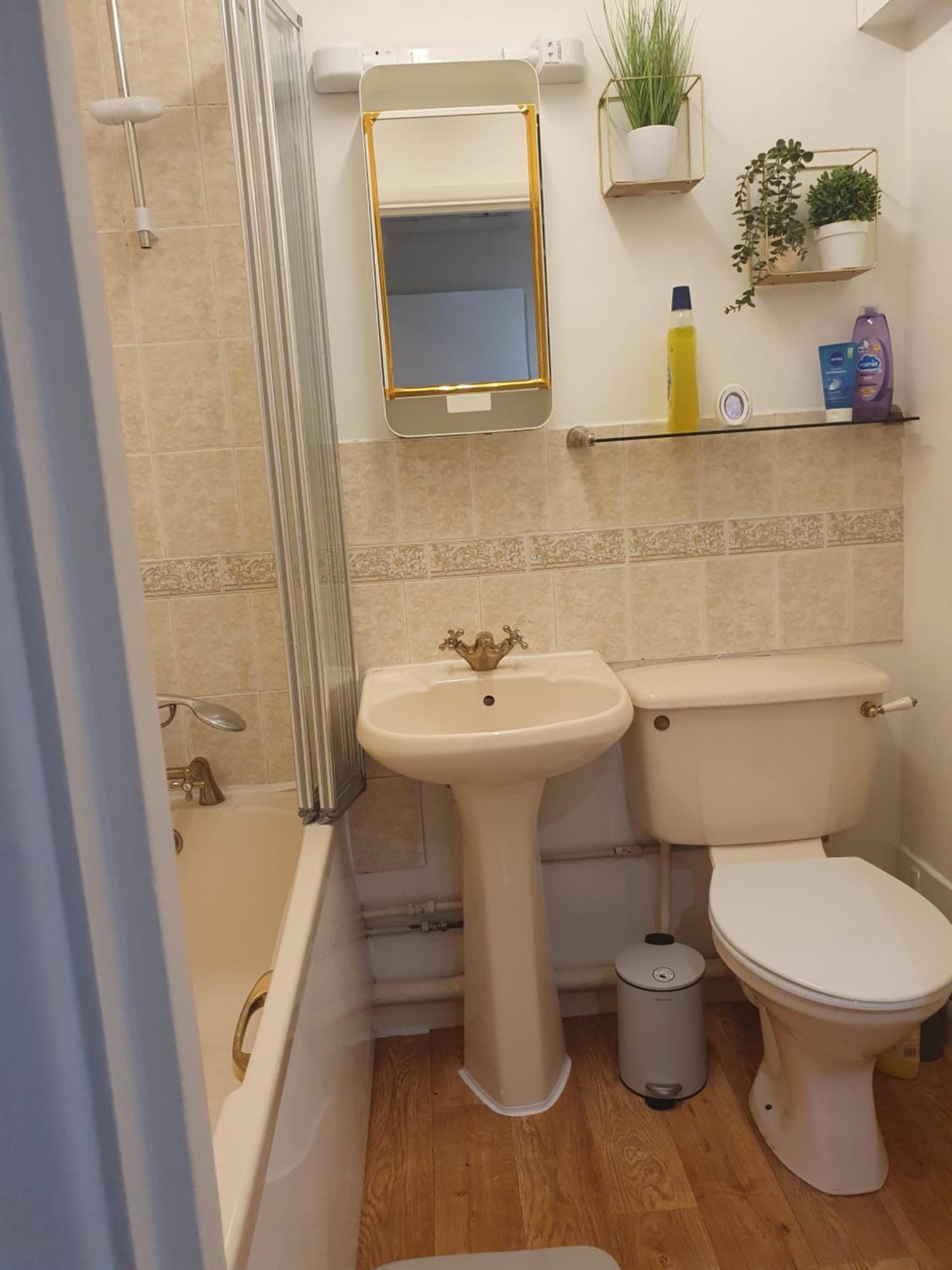 Lovely 1Bedrood Apartment Guildford Extérieur photo