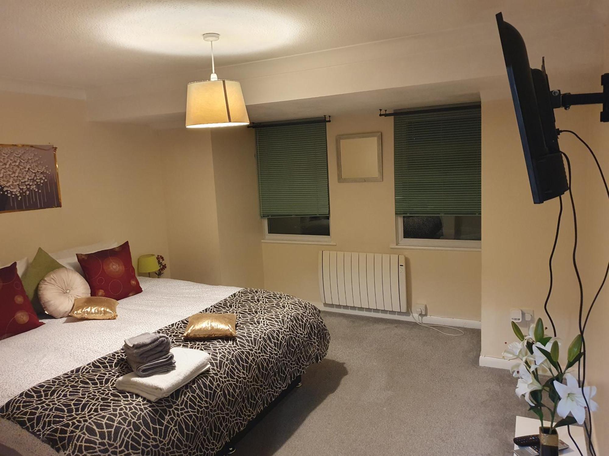 Lovely 1Bedrood Apartment Guildford Extérieur photo