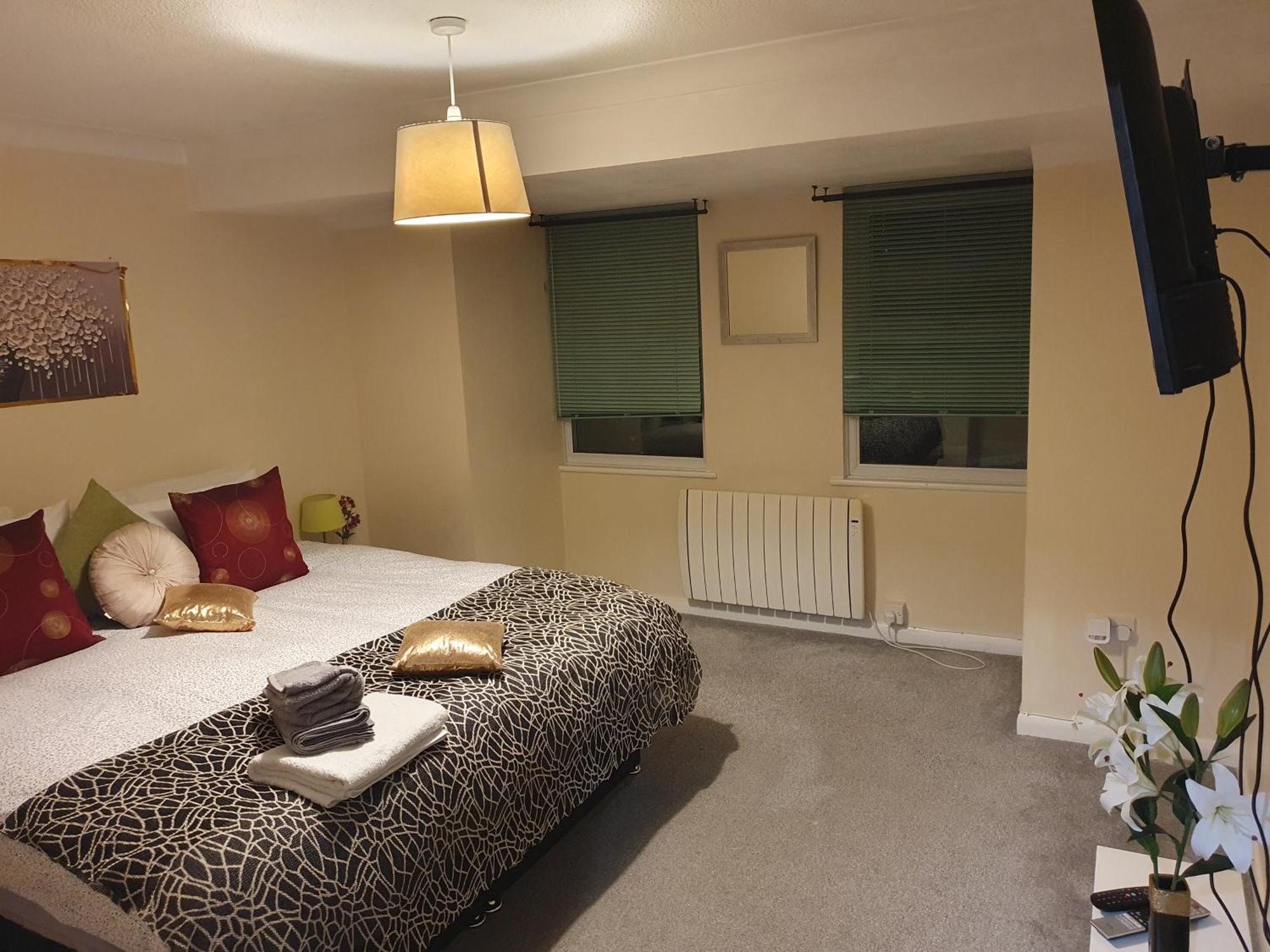 Lovely 1Bedrood Apartment Guildford Extérieur photo