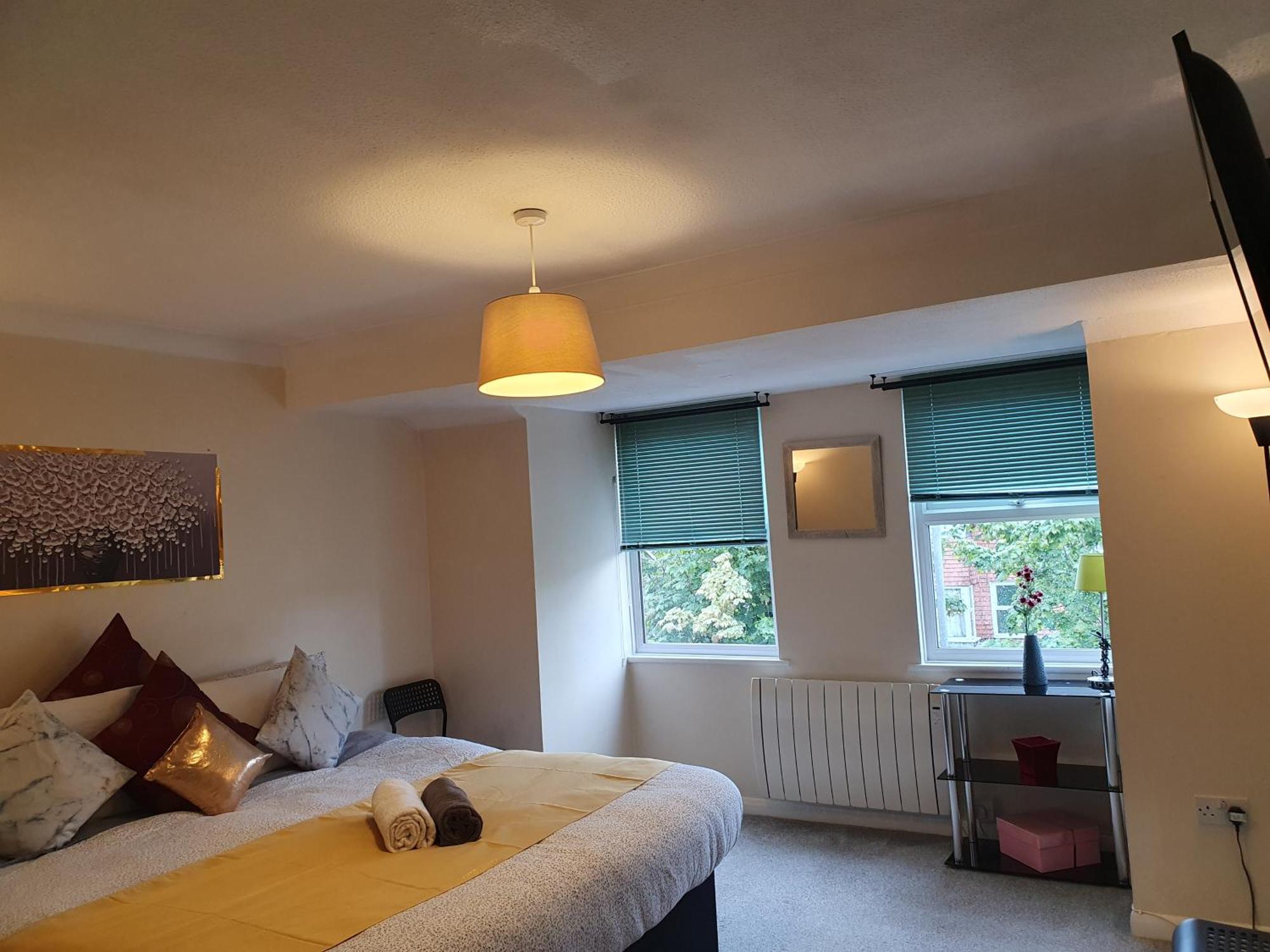Lovely 1Bedrood Apartment Guildford Extérieur photo
